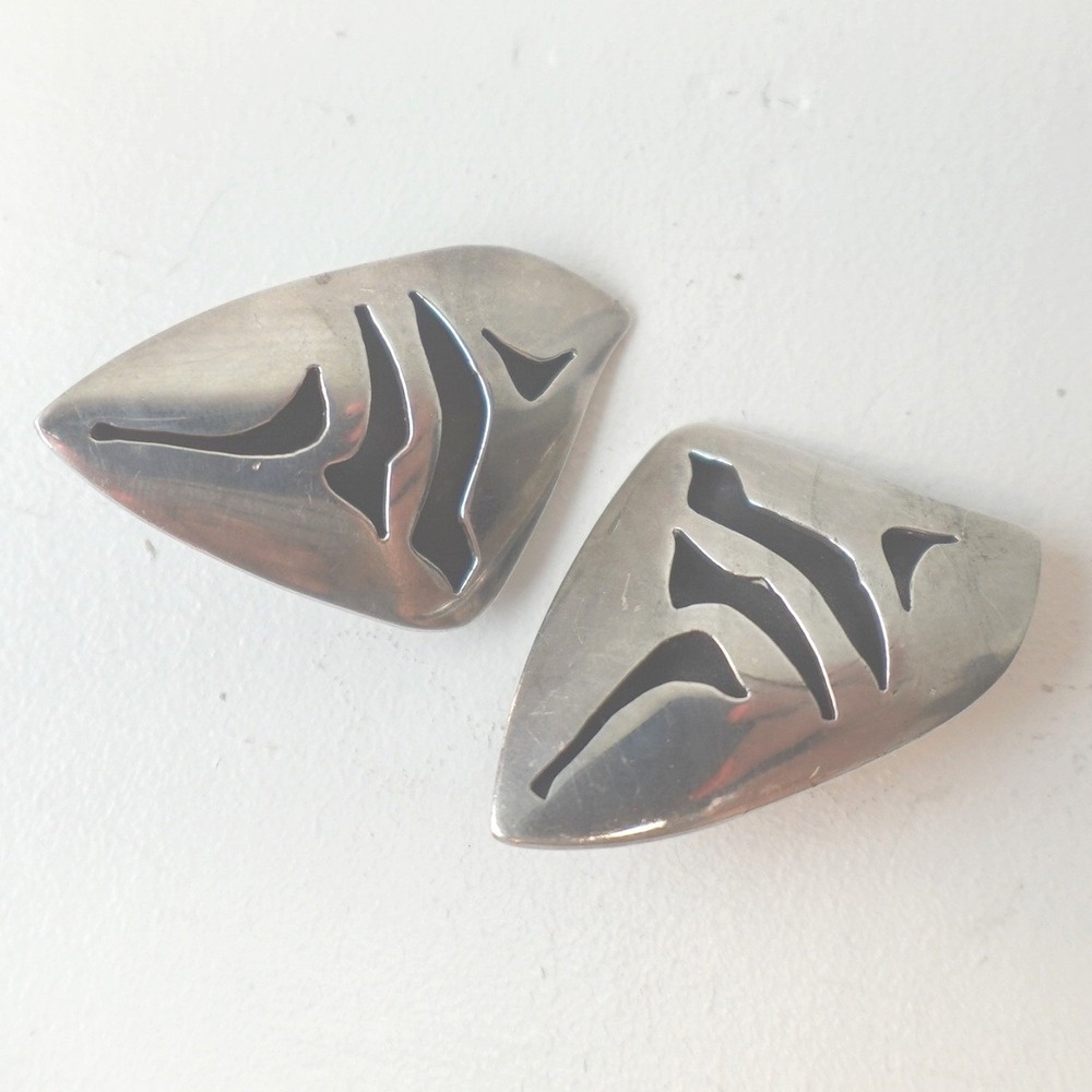 Vintage Modernist Sterling Silver Clip-on Earrings M.M. Rogers Navajo Spirit